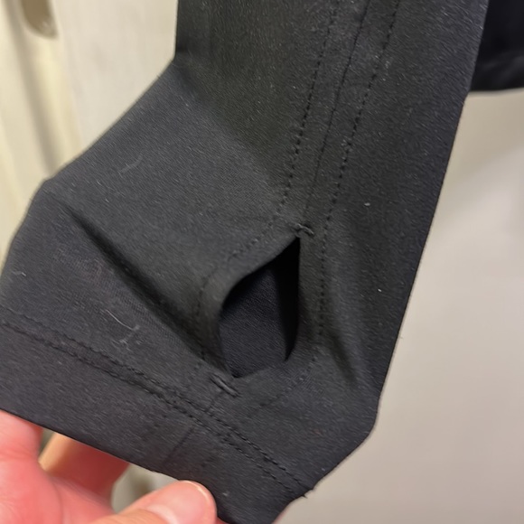 Yogalicious Athletics jacket. Wrap Neck Closure. Size small. Black. - Picture 5 of 6